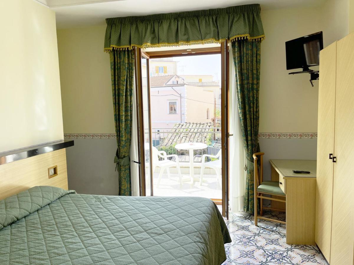 סנט אגאתה סוי דואה גולפי Hotel Reginella מראה חיצוני תמונה