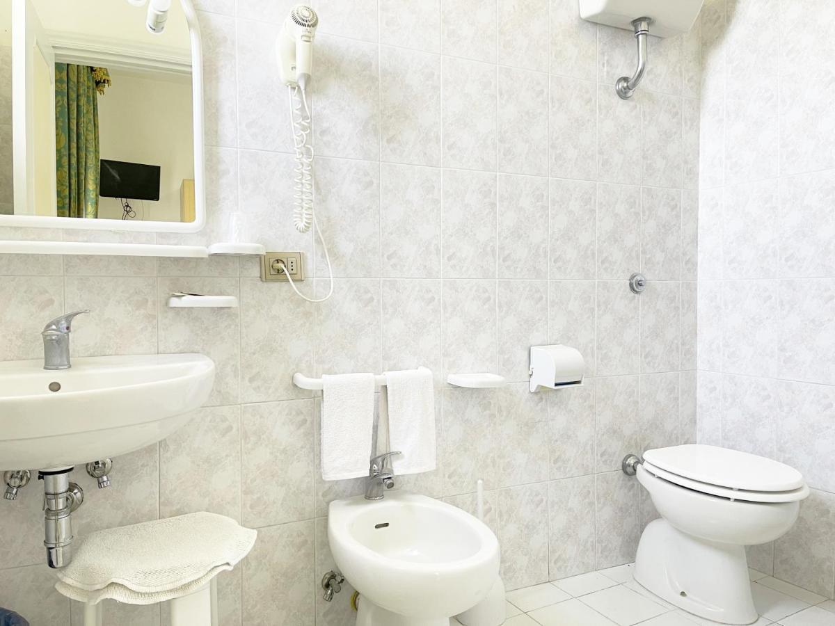 סנט אגאתה סוי דואה גולפי Hotel Reginella מראה חיצוני תמונה