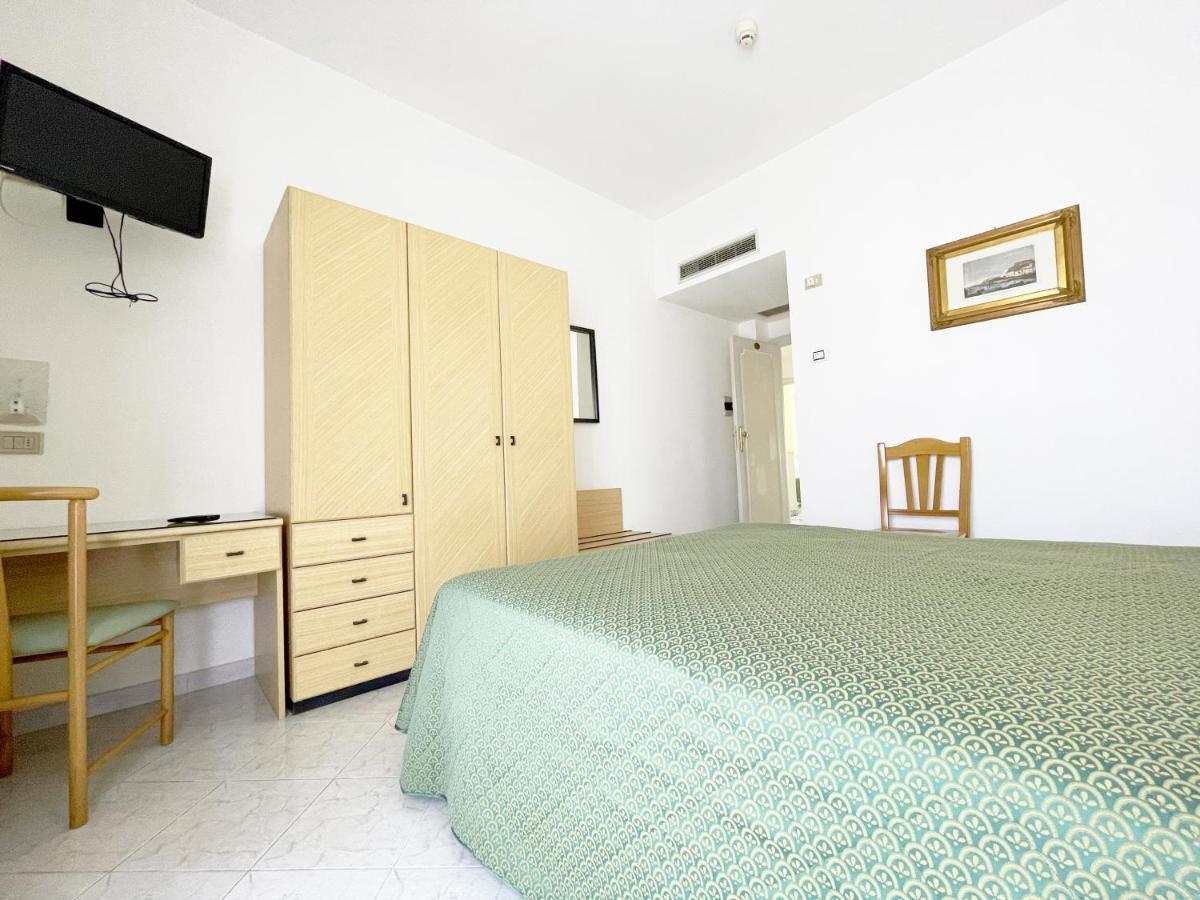 סנט אגאתה סוי דואה גולפי Hotel Reginella מראה חיצוני תמונה