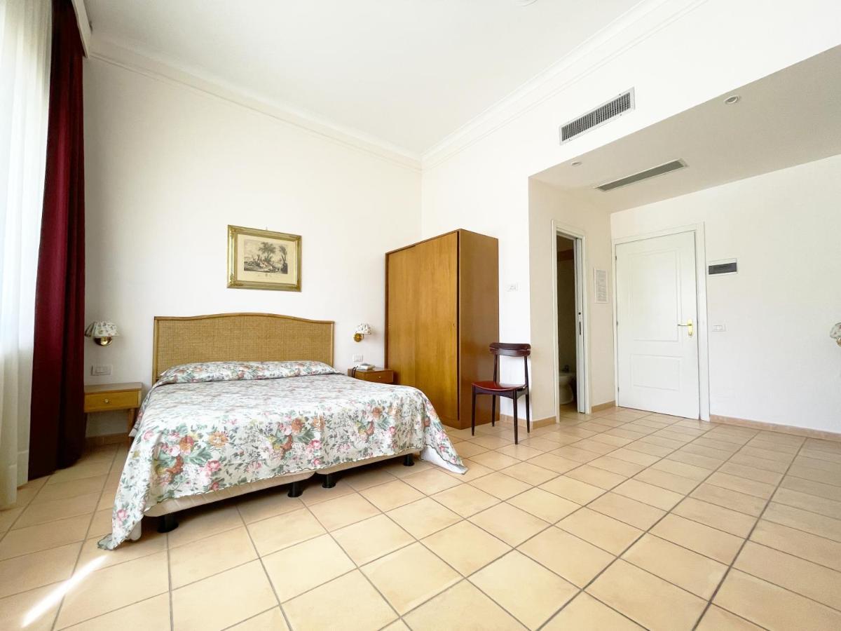 סנט אגאתה סוי דואה גולפי Hotel Reginella מראה חיצוני תמונה