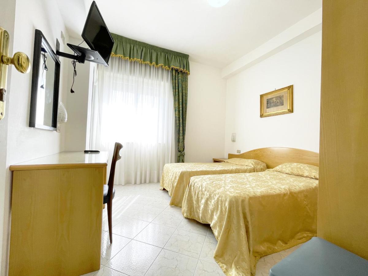 סנט אגאתה סוי דואה גולפי Hotel Reginella מראה חיצוני תמונה