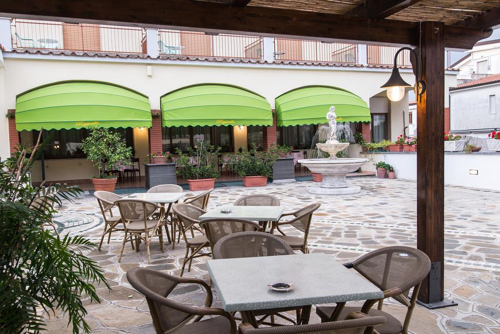 סנט אגאתה סוי דואה גולפי Hotel Reginella מראה חיצוני תמונה
